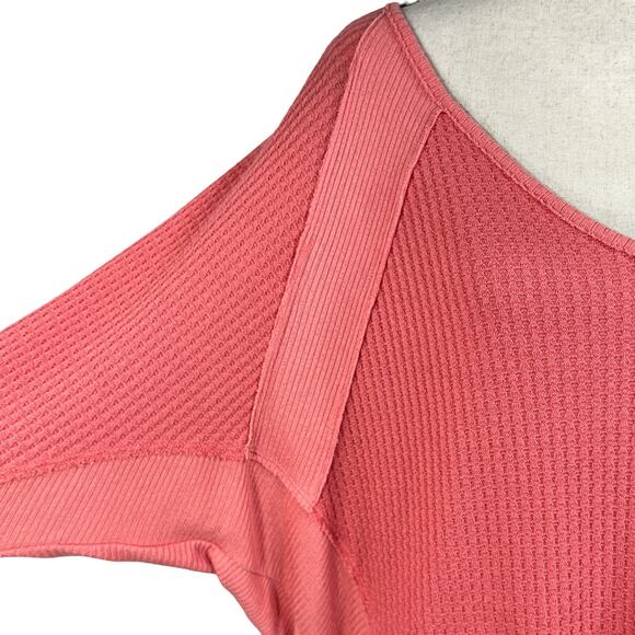 We the Free People Small Thermal Oversized Top Long Dolman Sleeve V-Neck Stretch - Picture 3 of 10